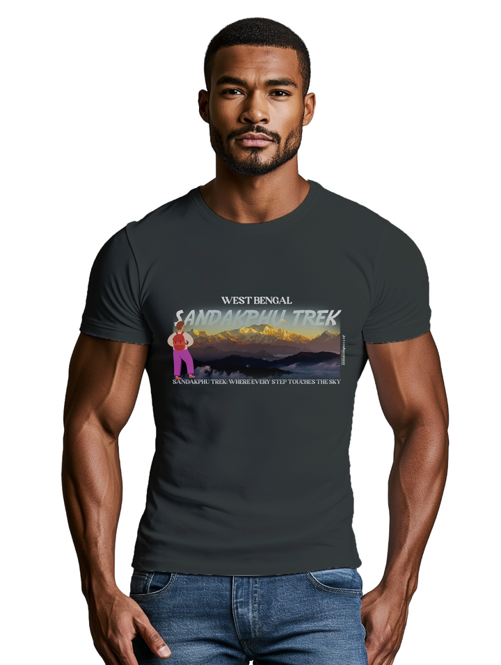 Men's sandhaphu trek - west bengal T-Shirt