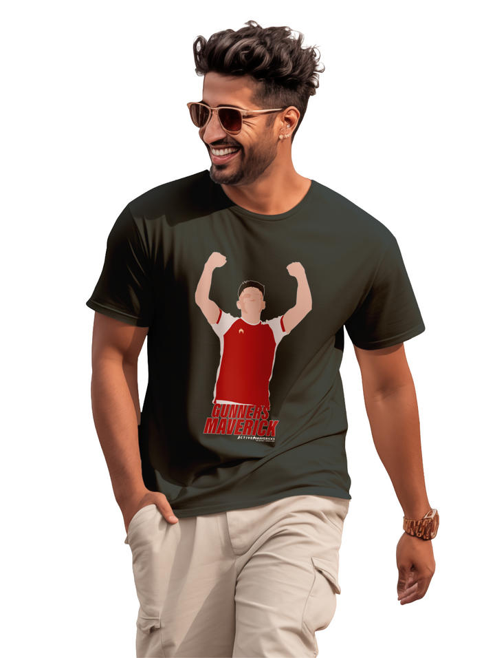 Men's Football Hero: The Maverick Gunner