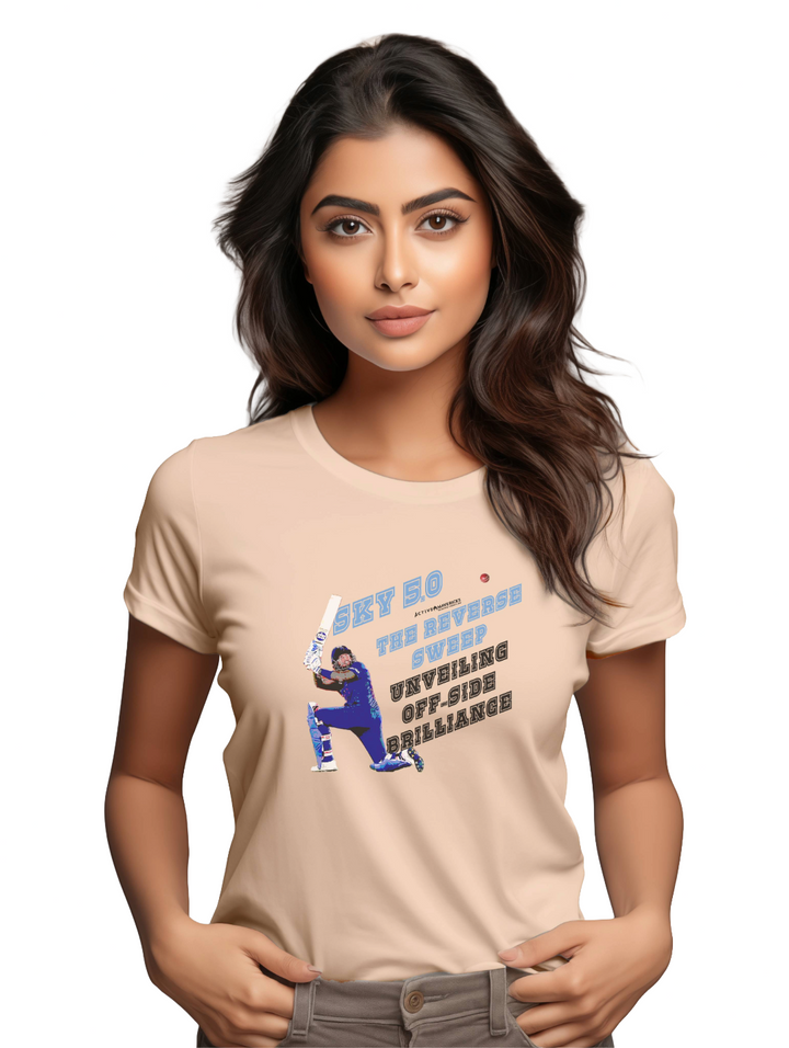 Women's SKY 5.0 THE REVERSE SWEEP T-shirt